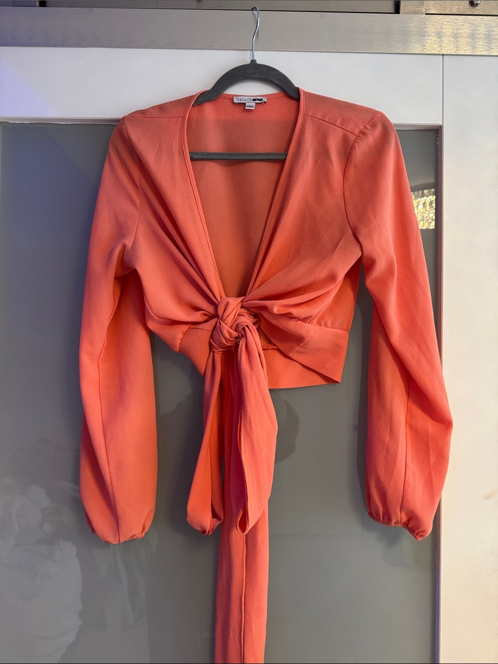 Fashion Nova Coral Knot-Front Long Sleeve Crop Top